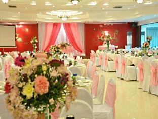 Iloilo Midtown Hotel Esterno foto